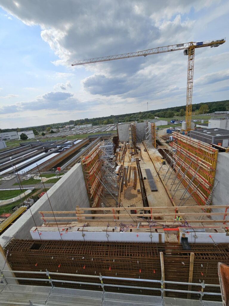 Münchehofe Beckenwand Klärwerk